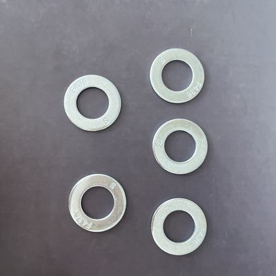 F436 Pralnik/pralnik ze stali utwardzonej, 1/4&quot; - 4&quot;, z cynilem/HDG